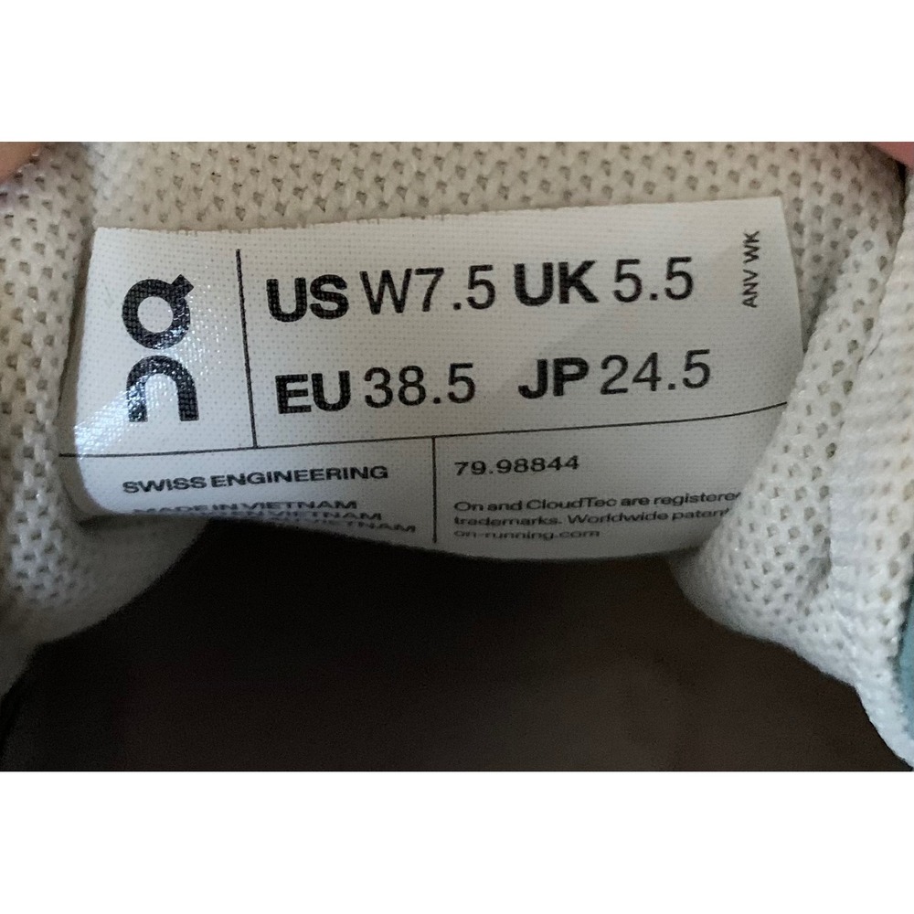 On Cloud 5 Women Running Shoes Athletic Athleisure activewear Sneakers 7.5 - Picture 7 of 8